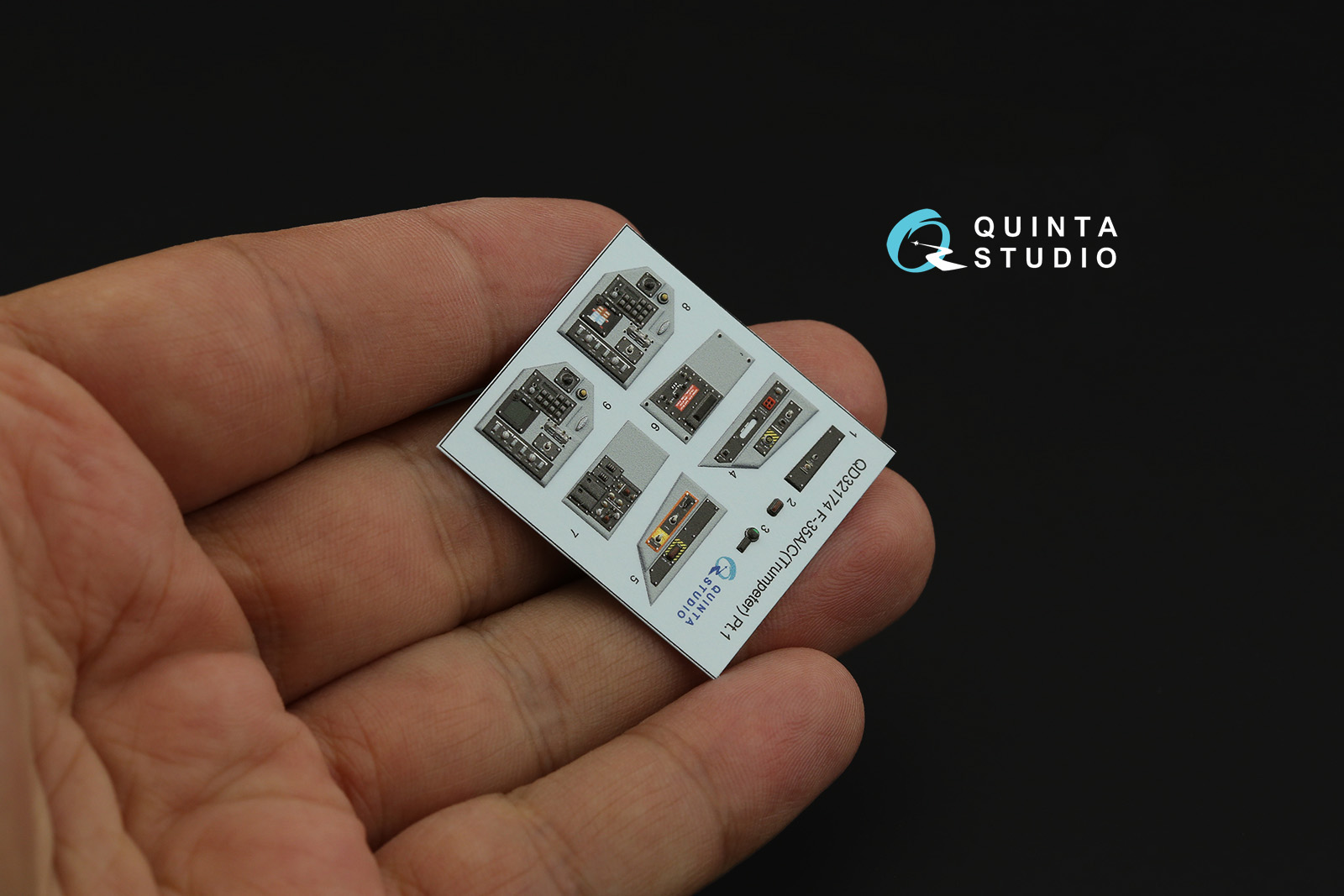 QD32174 3D Декаль интерьера кабины F-35A/C (Trumpeter)