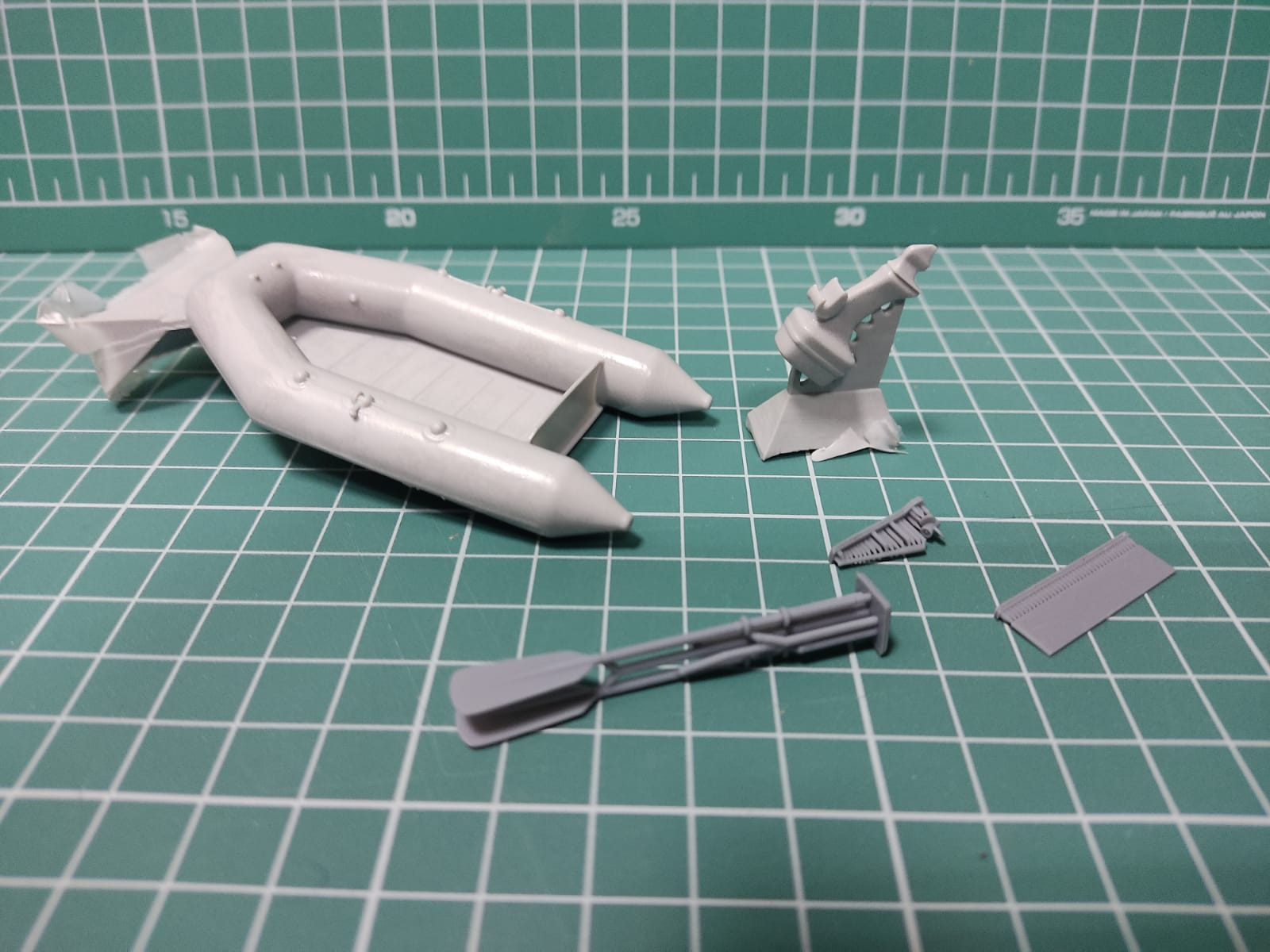 3644-TPK PRO KIT автомобиль УАЗ 3909 «Буханка» Travel Arma Models