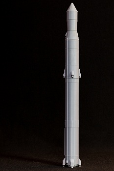 AM145031 Ракета-носитель 'Циклон-2' с Истребителем Спутников