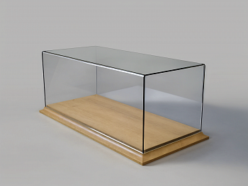 LCB001D Бокс акриловый для танков 1/35 360х160х140 на деревянном основании